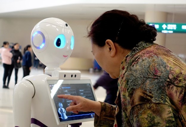 7 Amazing Ways Artificial Intelligence Is Used in Healthcare