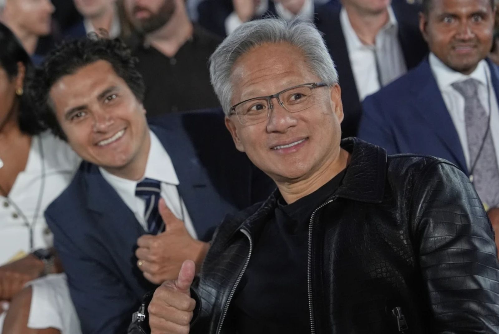 Nvidia, AMD Strike 15% China Chip Revenue Deal with US