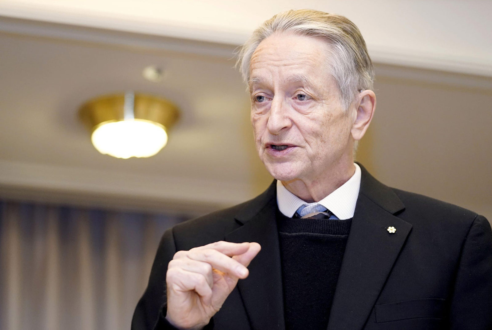 The 'Godfather of AI' Warns of Massive Job Losses