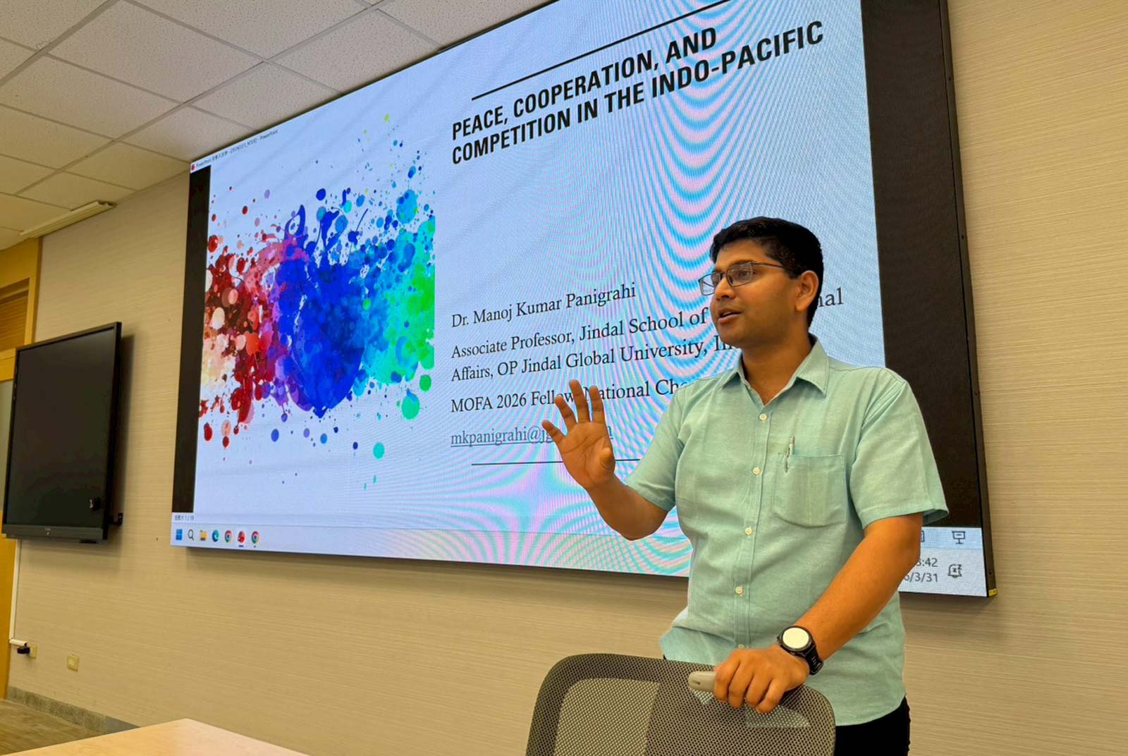 Teaching Taiwan in India