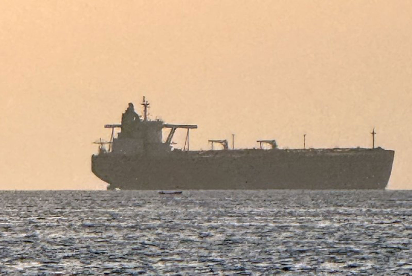 US Lifts Iran Maritime Restrictions as New Talks Begin