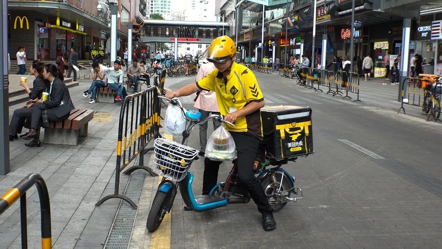 From 'Involution' to Envy: How Chinese Delivery Riders Became Viral ...